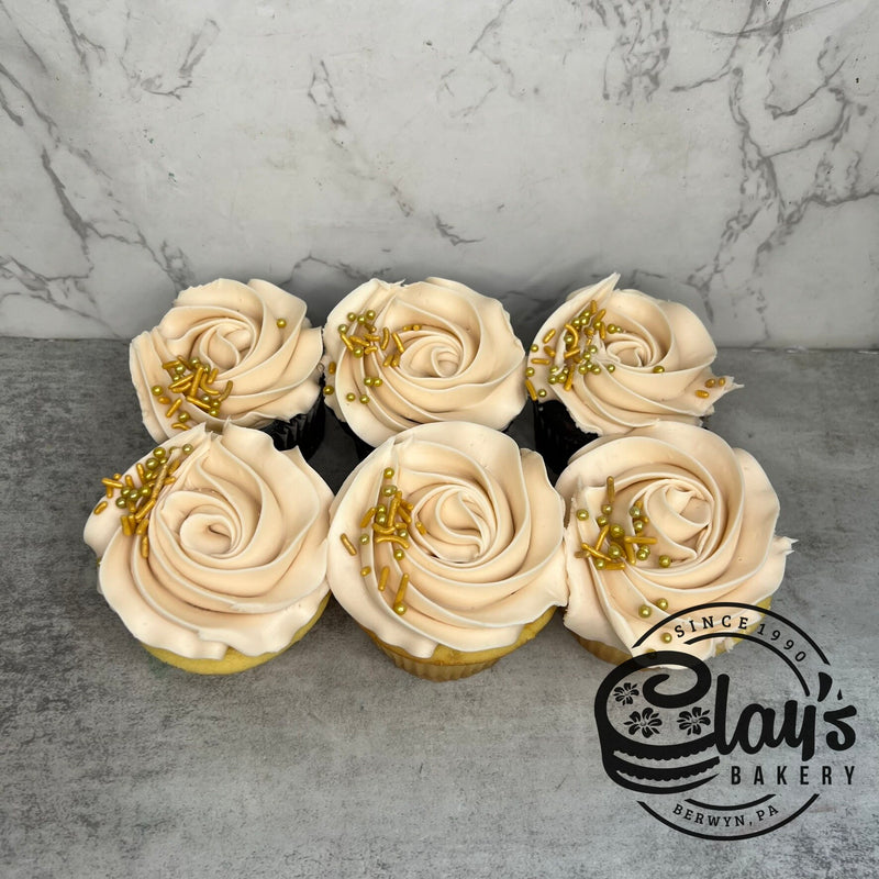 Gold Sprinkle Cluster Cupcake
