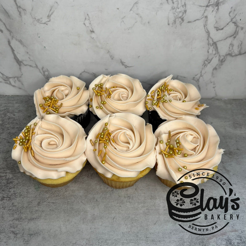 Gold Sprinkle Cluster Cupcake