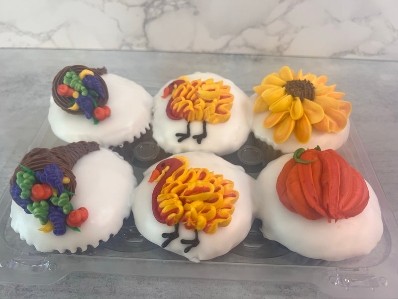 Dipped Thanksgiving Cupcakes
