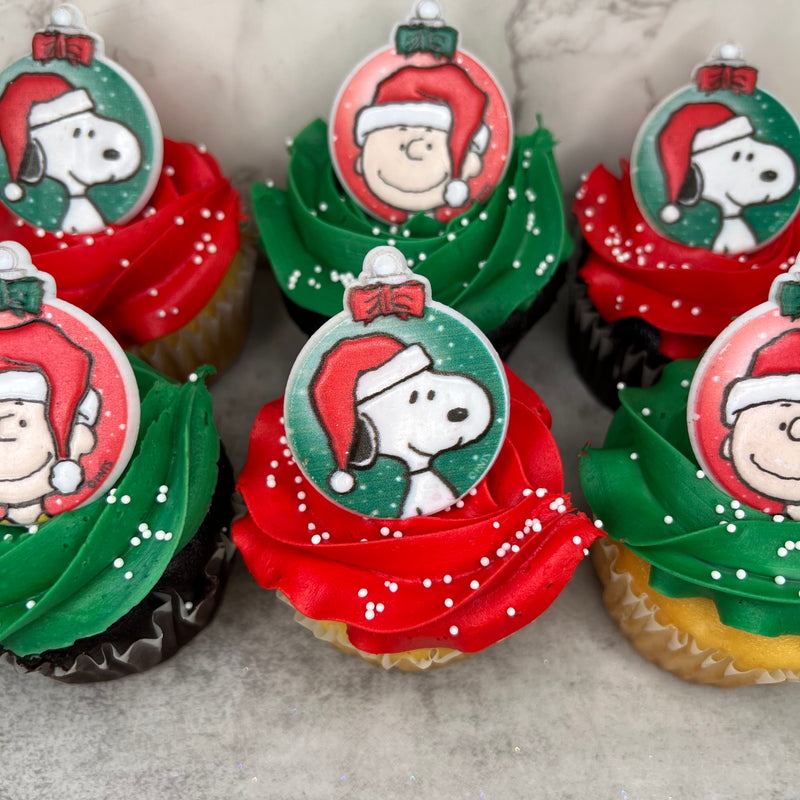 Snoopy and Charlie Brown Christmas Ring Cupcakes