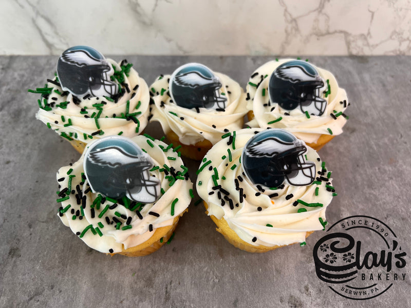 Eagles Ring Cupcakes