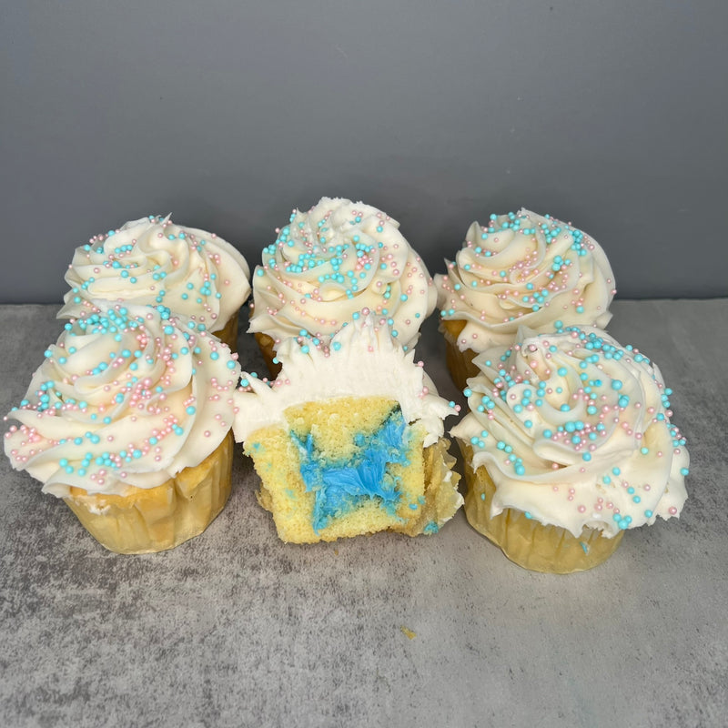 Gender Reveal Cupcake (has color filling)