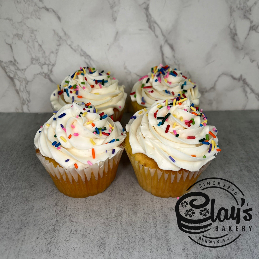 Jumbo Star Tip Cupcakes – Clay's Bakery