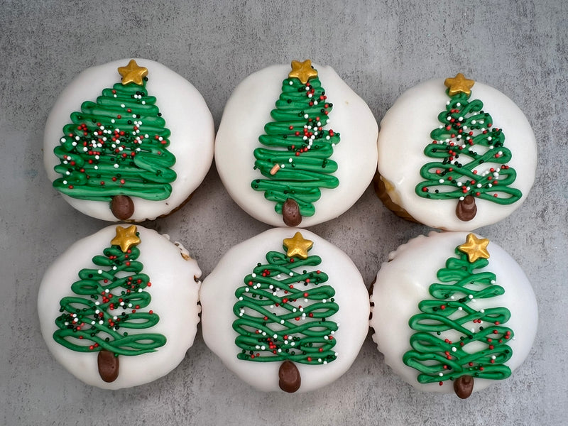 Christmas Tree Dipped Cupcakes