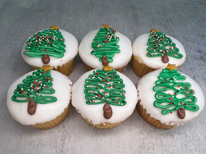 Christmas Tree Dipped Cupcakes