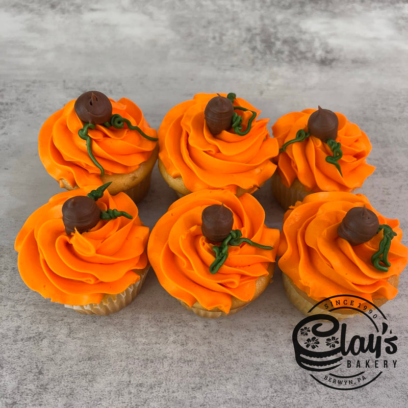 Pumpkin Decorated Cupcakes