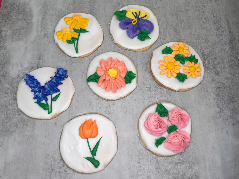 Beautiful Spring Flower Cookies - Buttercream icing